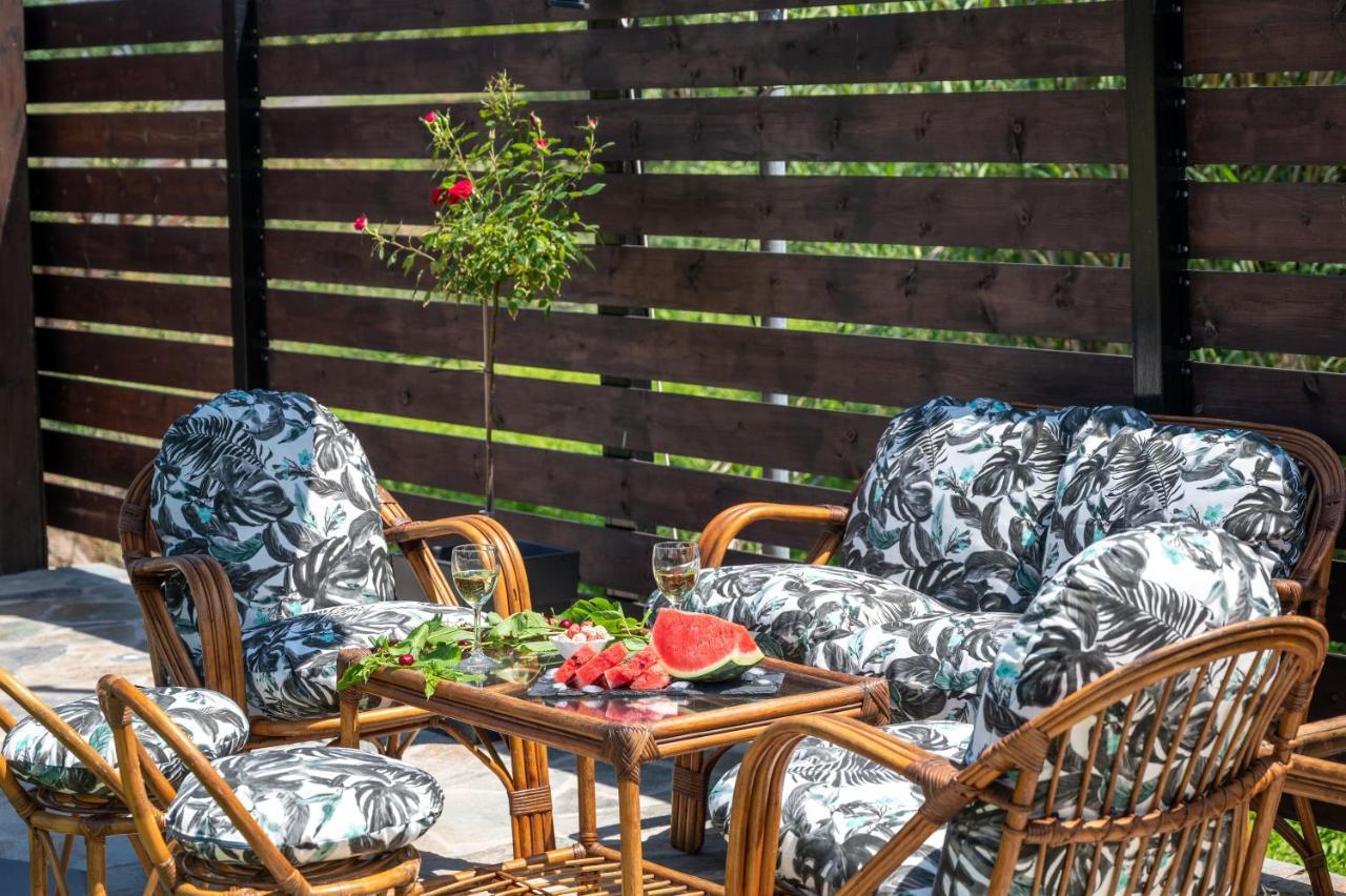 Exochiko Kalamitsi Apartment Bagian luar foto