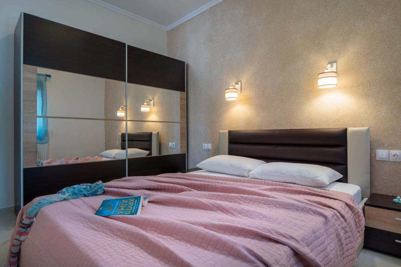 Exochiko Kalamitsi Apartment Bagian luar foto